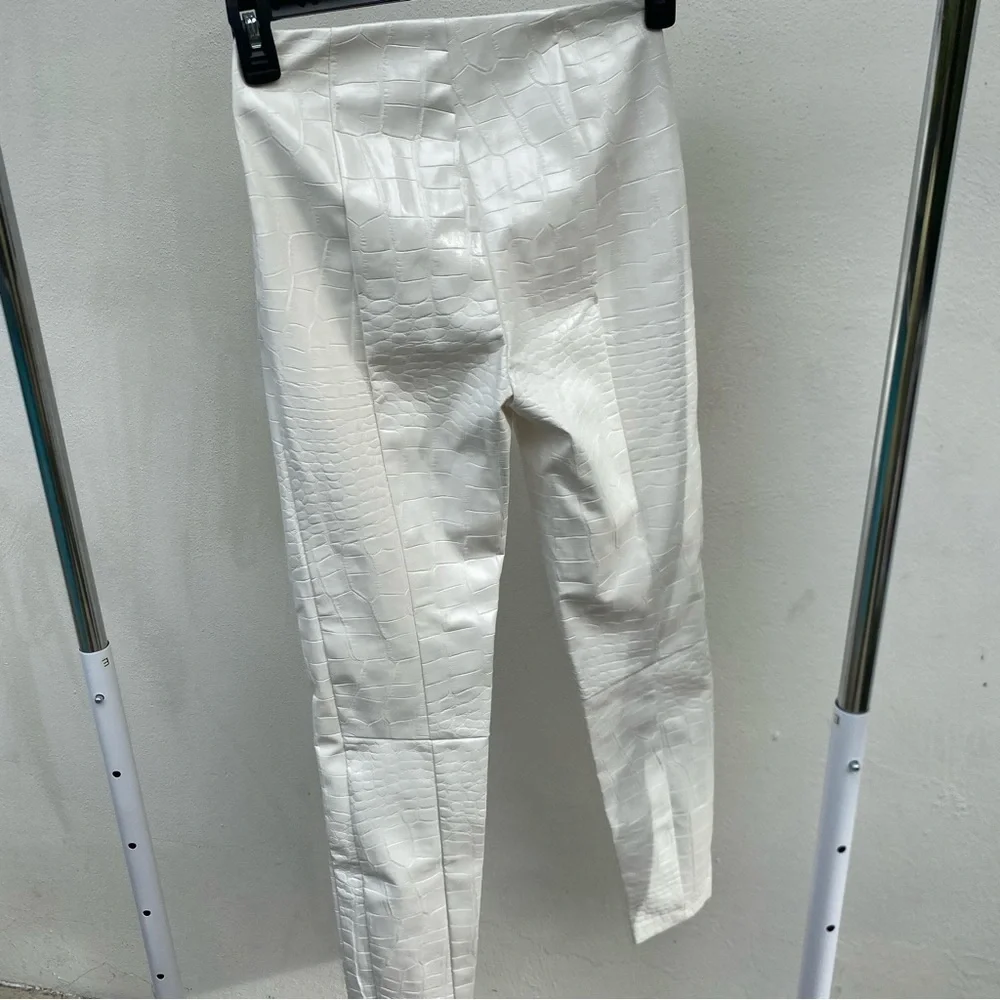NEW Pinko White Croc Embossed Faux Leather Moto Legging Pants Size 40 - Picture 7 of 8